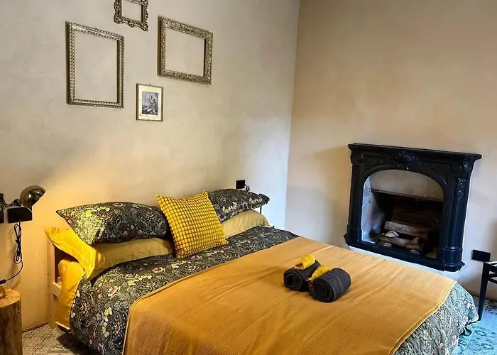 Apartment Lovely In Tapigliano, 80 M² With Terrace Nebbiuno